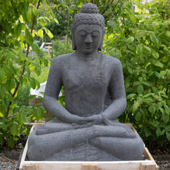 H85-2120 Sitzender Buddha weisser Lavastein, 87cm, 120kg
