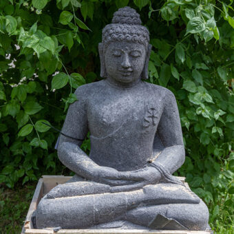 G70-2251 Sitzender Buddha, Lavastein, 70cm, 70kg