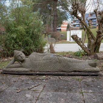 GL180B-1805 Liegender Buddha (Devi) Greenstone, 180cm, 250kg